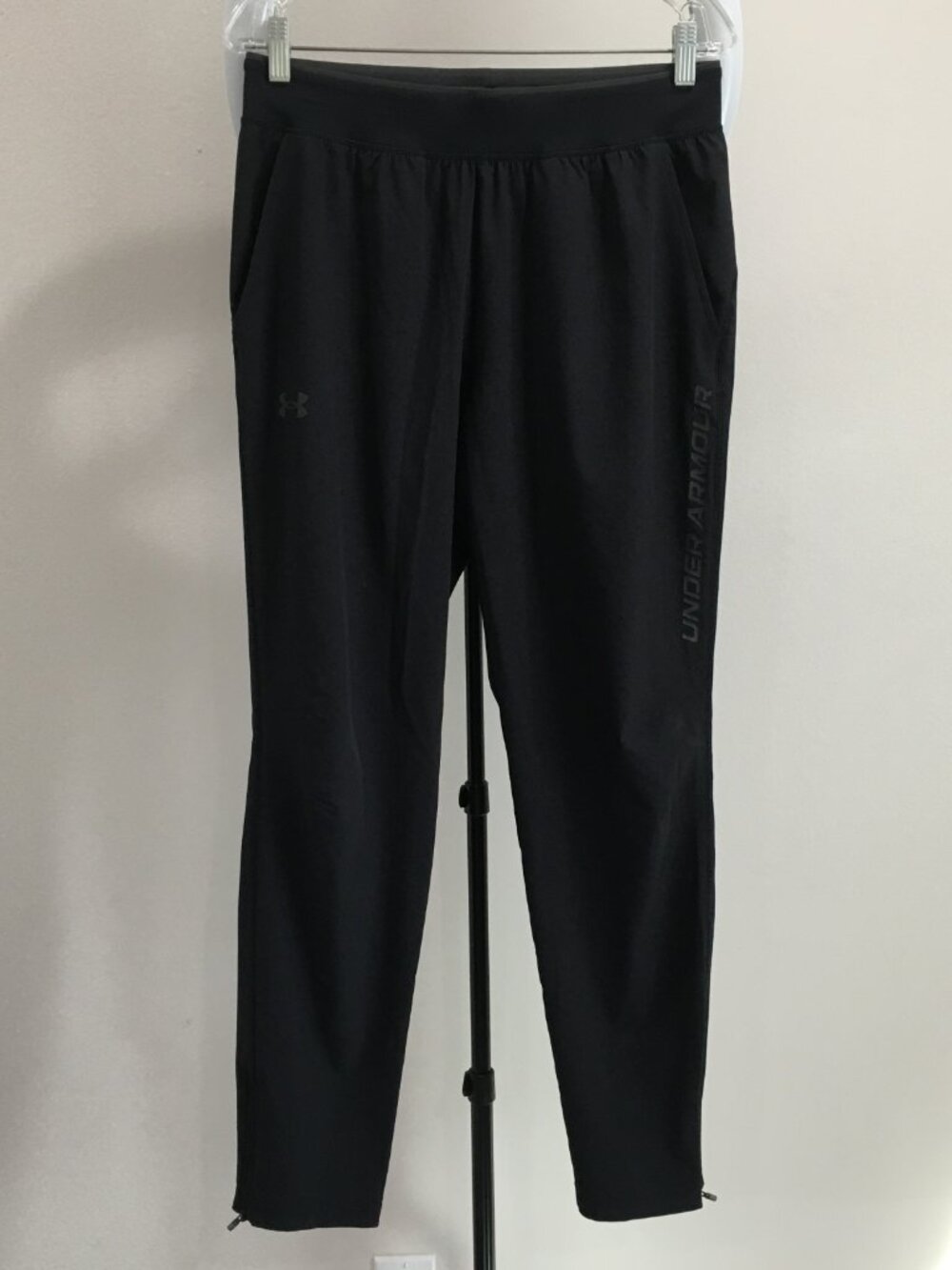 UNDER ARMOUR Zip Ankle H Storm Water & Wind Repellent Lightweight Pant